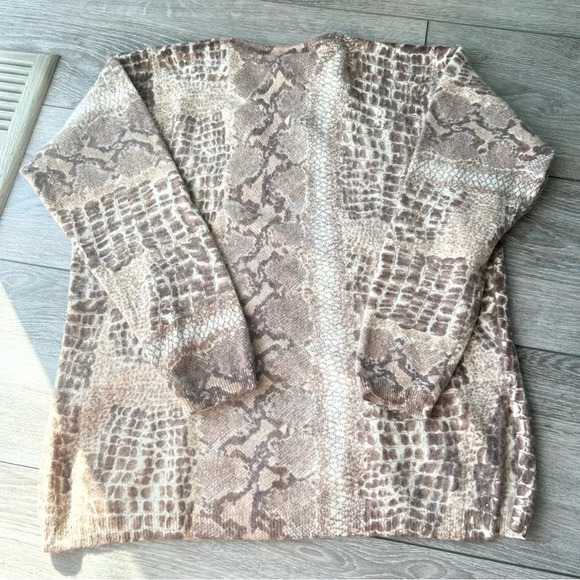 Vintage Claudia D Snakeskin Pattern  Lambswool Blend Soft Sweatwer - Picture 11 of 12